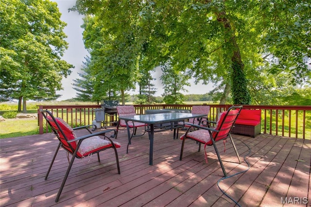 31511 Bowman Station Rd, Jerseyville, IL 62052 - deck featuring outdoor dining area