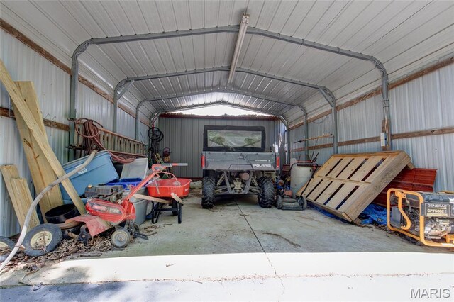 31511 Bowman Station Rd, Jerseyville, IL 62052 - garage featuring metal wall