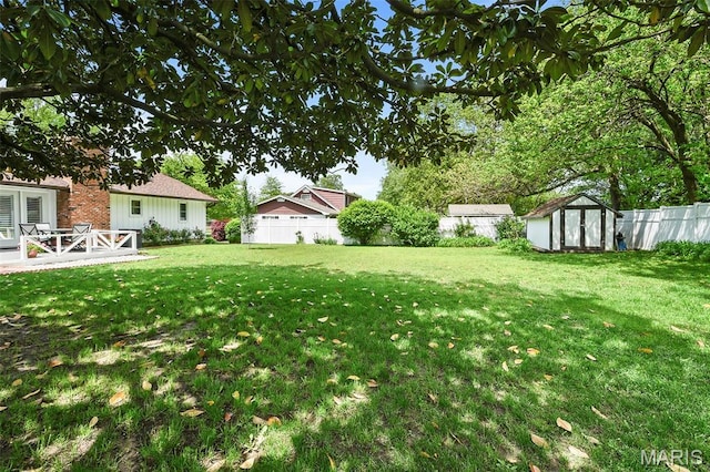 1522 S Oakland Ave, Bolivar, MO 65613 - view of yard