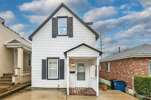 944 Regina Ave, Saint Louis, MO 63125 - photo 2