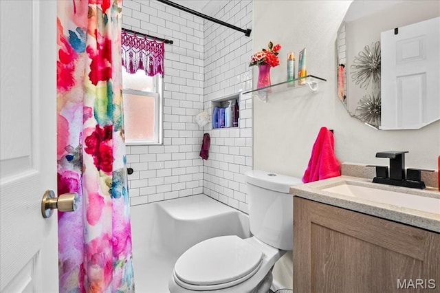 2929 Lincoln Ave, Saint Louis, MO 63121 - bathroom with vanity and toilet