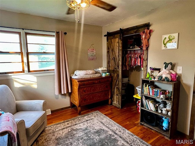 16 Wauneta Pl, Hannibal, MO 63401 - bedroom featuring wood finished floors, ceiling fan, and a closet
