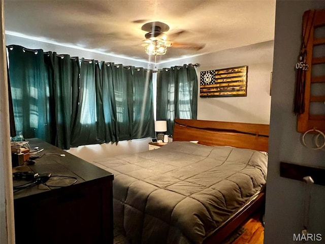 16 Wauneta Pl, Hannibal, MO 63401 - view of bedroom