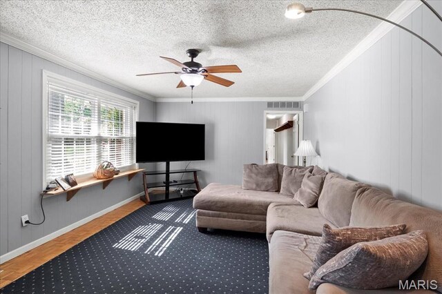 404 Conway Gardens Ln, Saint Louis, MO 63141
