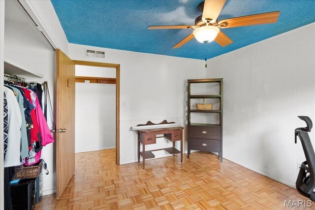 404 Conway Gardens Ln, Saint Louis, MO 63141