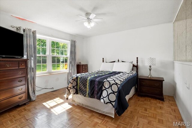 404 Conway Gardens Ln, Saint Louis, MO 63141