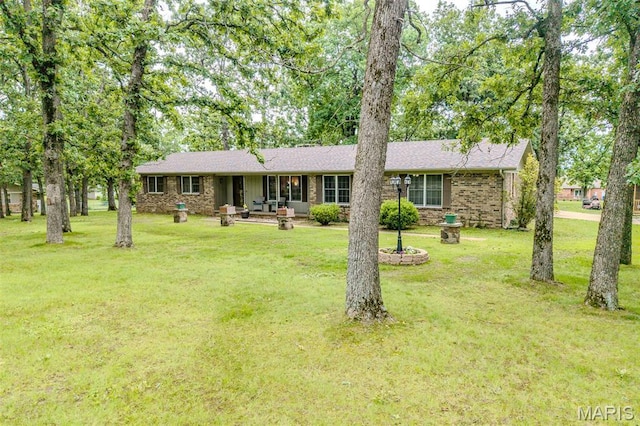 20128 SW Oakwood Dr, Lebanon, MO 65536 - photo 1