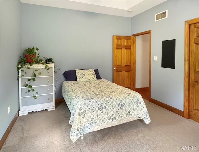 495 Oak Field Ct, Washington, MO 63090 - bedroom with carpet floors and baseboards