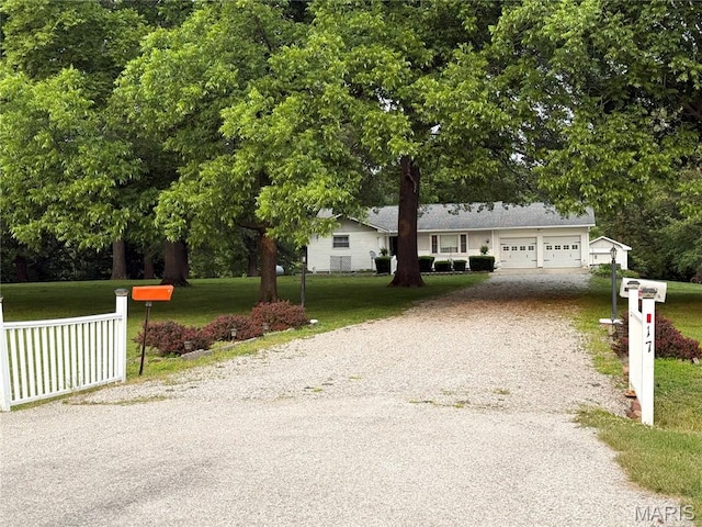 17 Wood Dr, Boulder, IL 62231