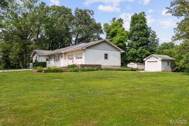 17 Wood Dr, Boulder, IL 62231