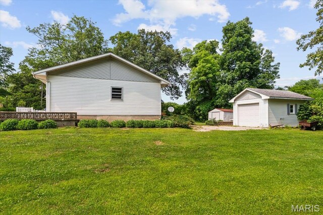 17 Wood Dr, Boulder, IL 62231