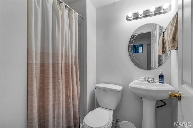 27 Brushy Brook Ct, Ofallon, MO 63366 - full bathroom featuring toilet and a shower with shower curtain