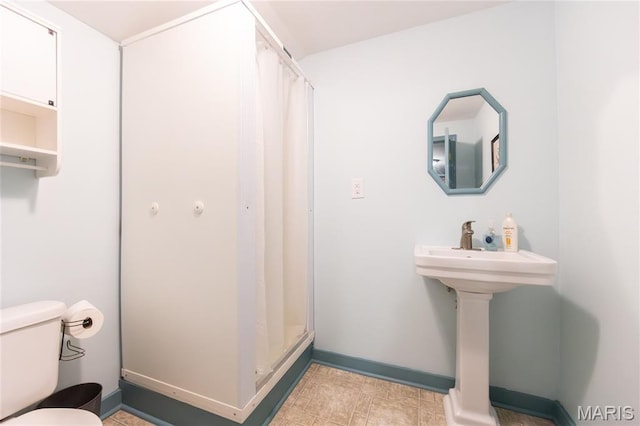 15701 County Road 1130, St James, MO 65559 - bathroom with a stall shower and toilet