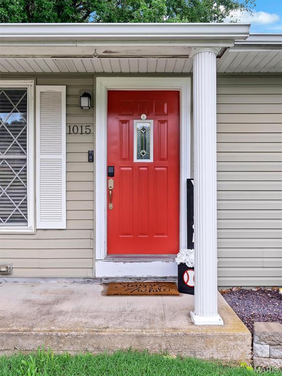 1015 Marilyn Ct, Washington, MO 63090 - doorway to property