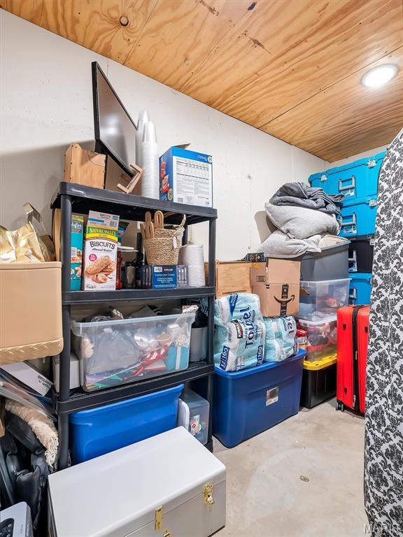 1015 Marilyn Ct, Washington, MO 63090 - view of storage area