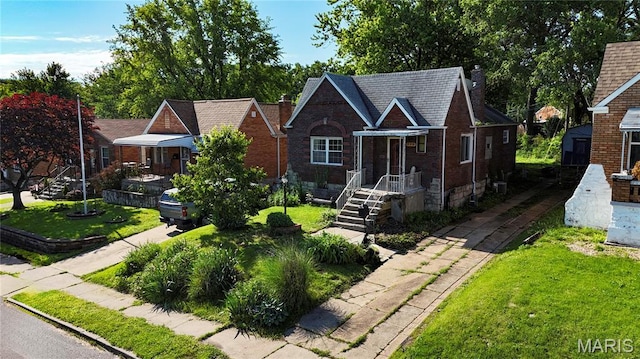 472 Kingston Dr, Saint Louis, MO 63125