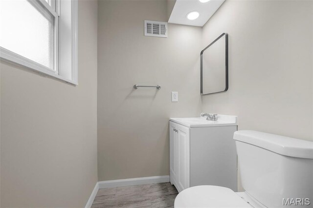 1319 Rushmore Dr, Saint Louis, MO 63130 - photo 12