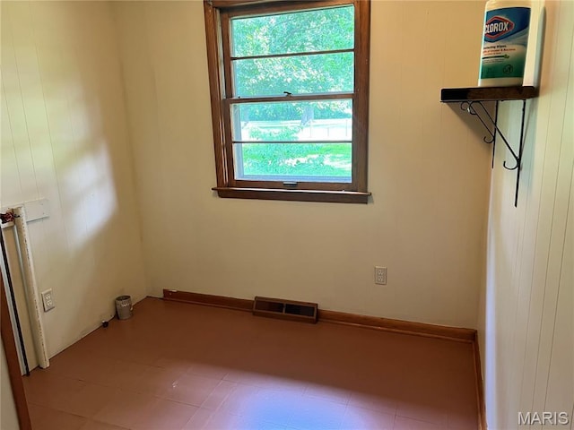 503 Cumberland St, Coffeen, IL 62017 - spare room with healthy amount of natural light