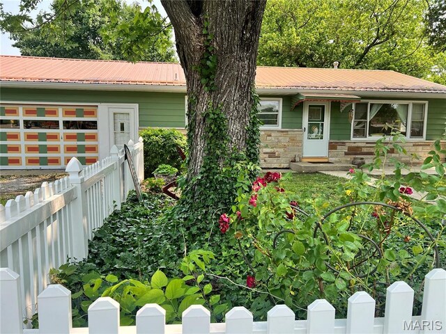 503 Cumberland St, Coffeen, IL 62017 - view of front of house with metal roof and stone siding