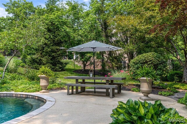 349 Conway Hill Rd, Town And Country, MO 63141 - photo 12