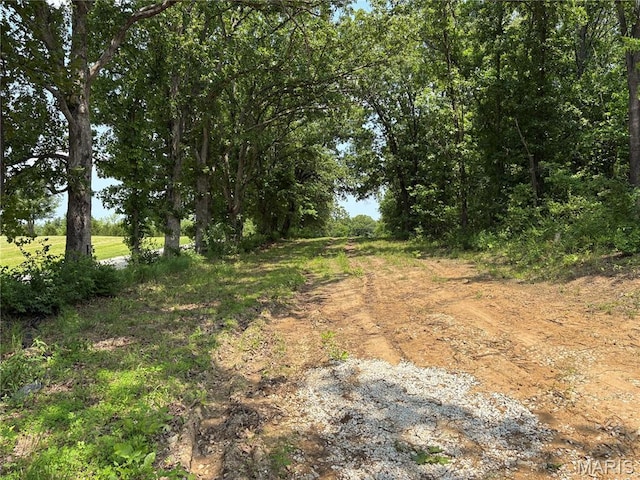 549 Birkhead Rd, Winfield, MO 63389