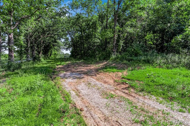 549 Birkhead Rd, Winfield, MO 63389