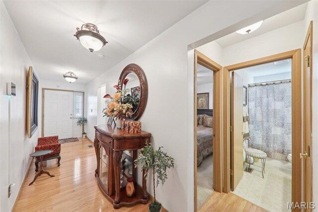 6 Glen Allen Ct, Florissant, MO 63034
