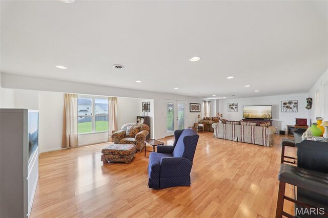 6 Glen Allen Ct, Florissant, MO 63034