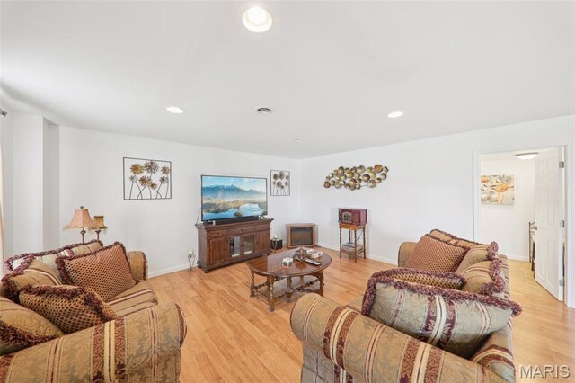 6 Glen Allen Ct, Florissant, MO 63034