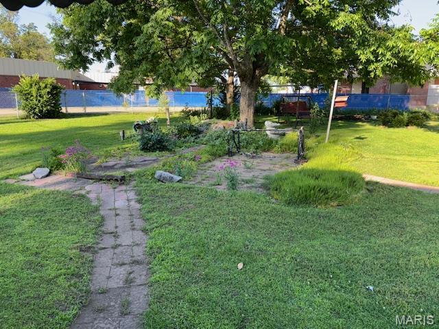 212 S St, Charleston, MO 63834 - photo 7