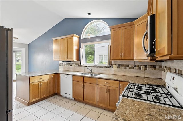 12805 Polo Parc Dr, Maryland Heights, MO 63146 - photo 15