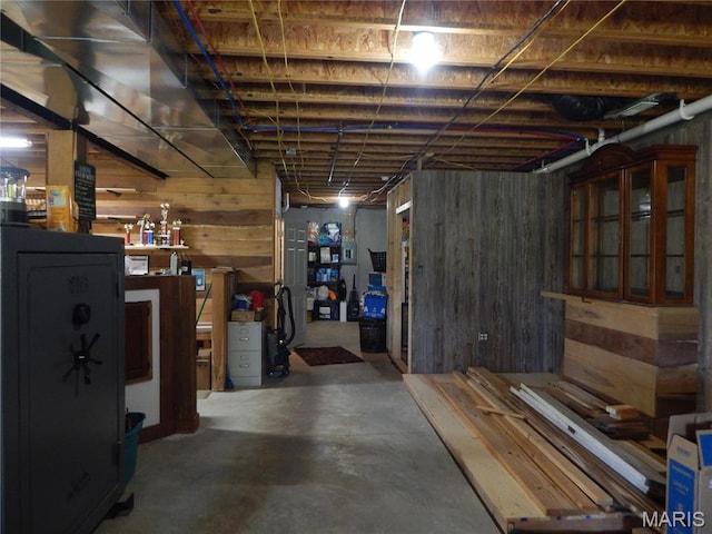 6230 Cuivre Ford Rd, Troy, MO 63379 - unfinished below grade area featuring wood walls