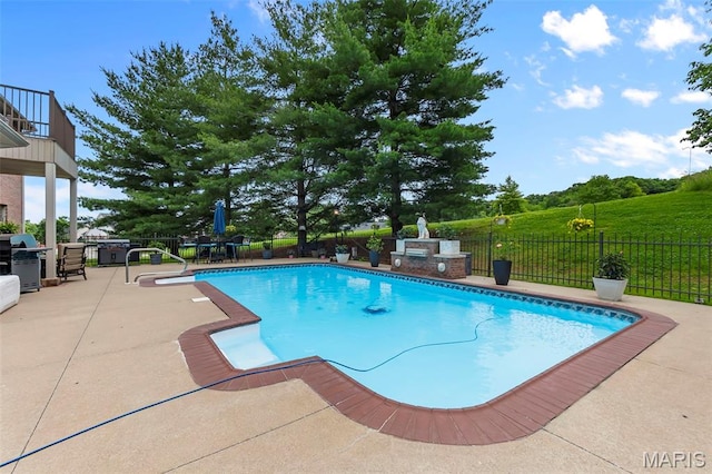 807 Caribou Ct, Cape Girardeau, MO 63701 - view of swimming pool featuring a patio and a grill