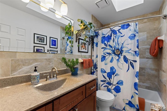 113 Christine Cay Ct, Saint Charles, MO 63304 - full bath featuring vanity, toilet, shower / bathtub combination with curtain, and backsplash