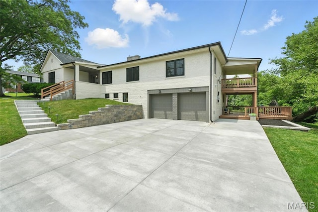 323 E Clinton Pl, Kirkwood, MO 63122 - photo 1