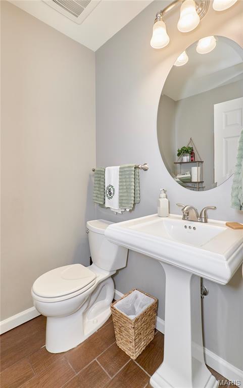 7011 Chalkstone Rd, Saint Louis, MO 63129 - photo 13