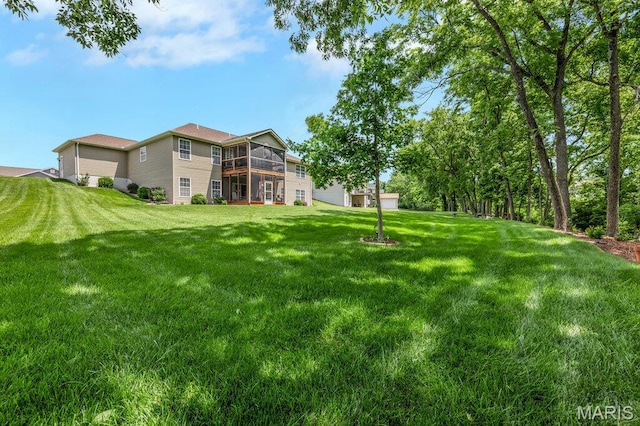 1020 Oak Creek Ln, Waterloo, IL 62298 - view of green lawn featuring a sunroom