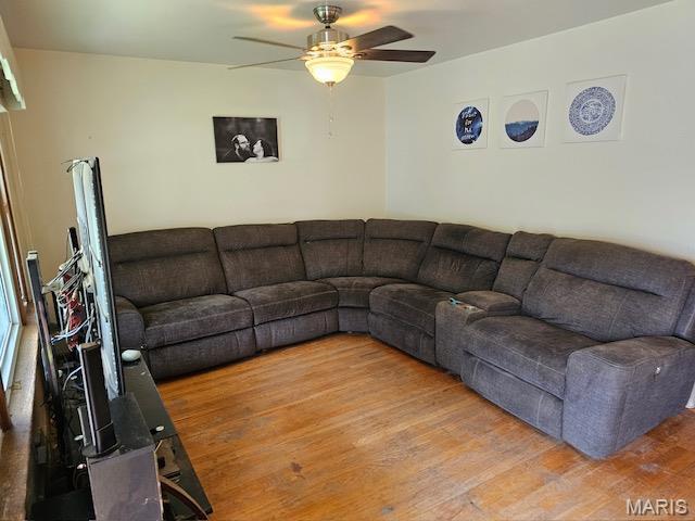6013 Garfield Ave, Berkeley, MO 63134