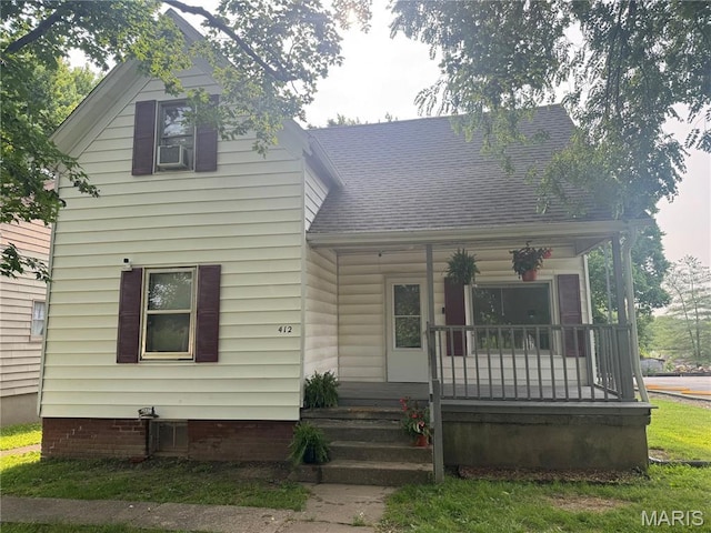 412 Koch Ave, Cape Girardeau, MO 63703 - view of front of house with covered porch and a shingled roof