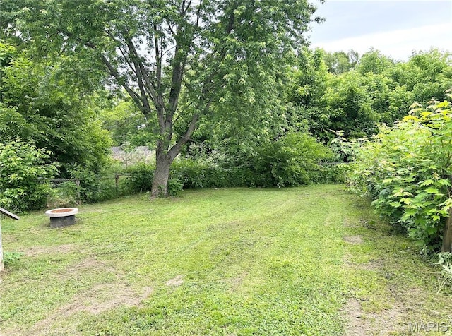 450 N Main St, Saint Clair, MO 63077 - view of yard with an outdoor fire pit