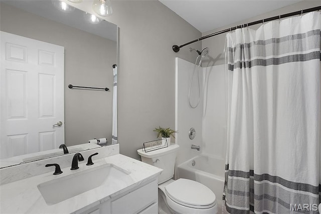 3837 Bedford Pointe Dr, Wentzville, MO 63385 - bathroom featuring vanity and shower / tub combo