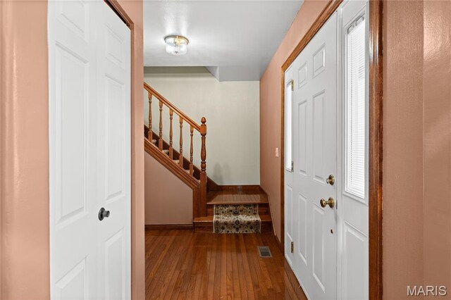 4 Edgecrest Ct, O'Fallon Township, MO 63376
