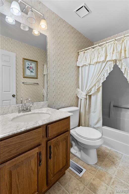 4 Edgecrest Ct, O'Fallon Township, MO 63376