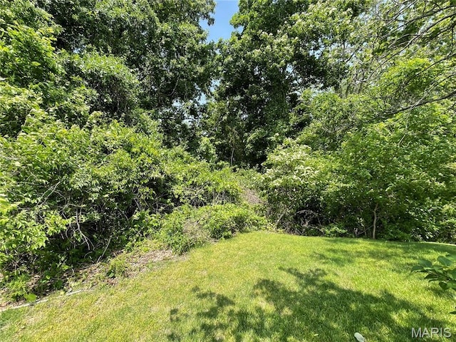 212 Pine Ridge Dr, Godfrey, IL 62035