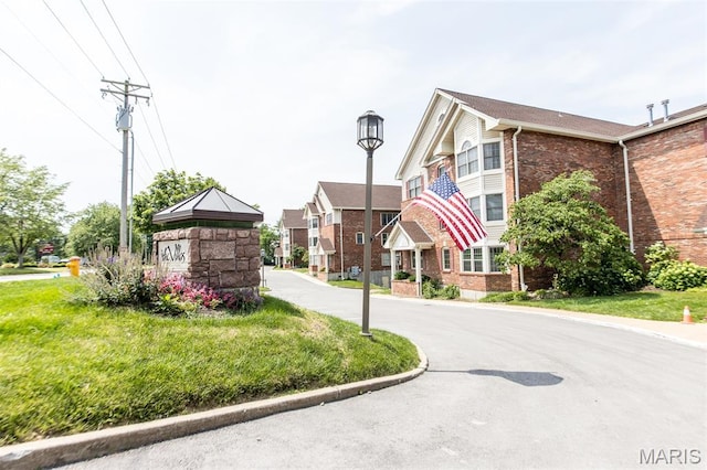 567 Sarah Ln Unit 101, Creve Coeur, MO 63141