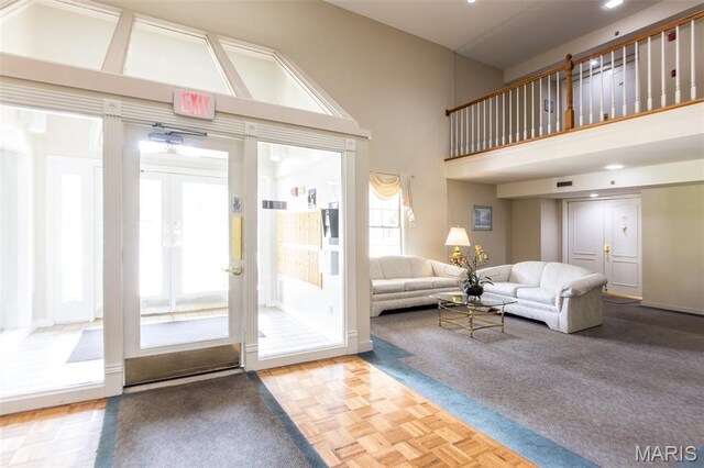 567 Sarah Ln Unit 101, Creve Coeur, MO 63141