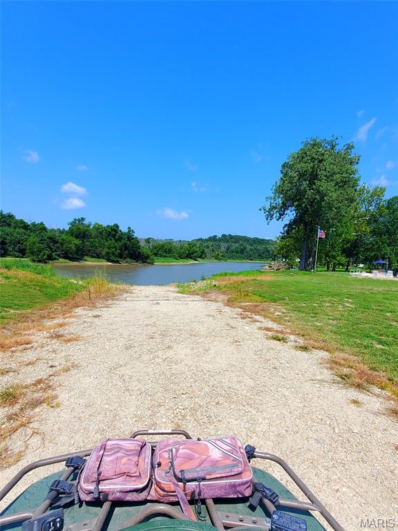 303 Arrowhead Trl, Hermann, MO 65041 - water view