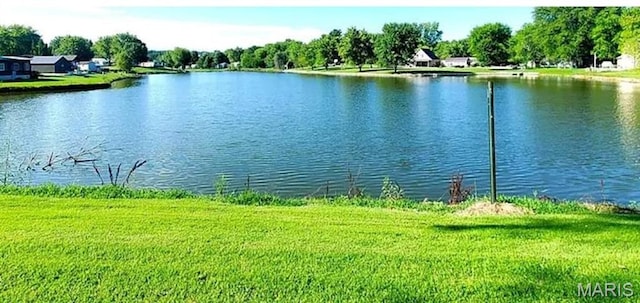 303 Arrowhead Trl, Hermann, MO 65041 - water view