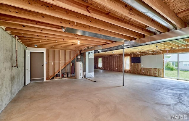 628 Meadowgreen Dr, Troy, MO 63379 - basement with water heater