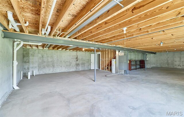 628 Meadowgreen Dr, Troy, MO 63379 - unfinished below grade area with water heater